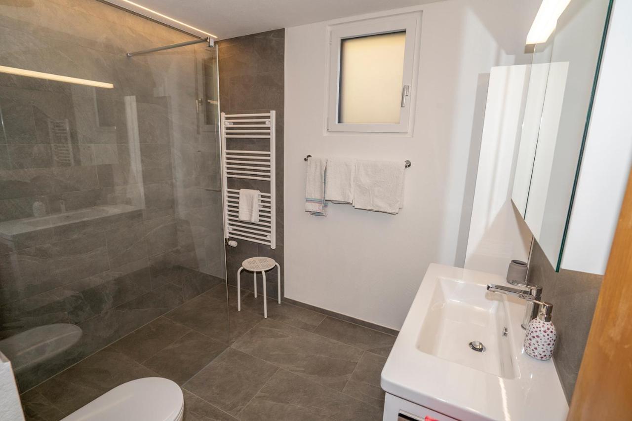 Chasa Nogler - Ferienwohnung Ramosch Zewnętrze zdjęcie